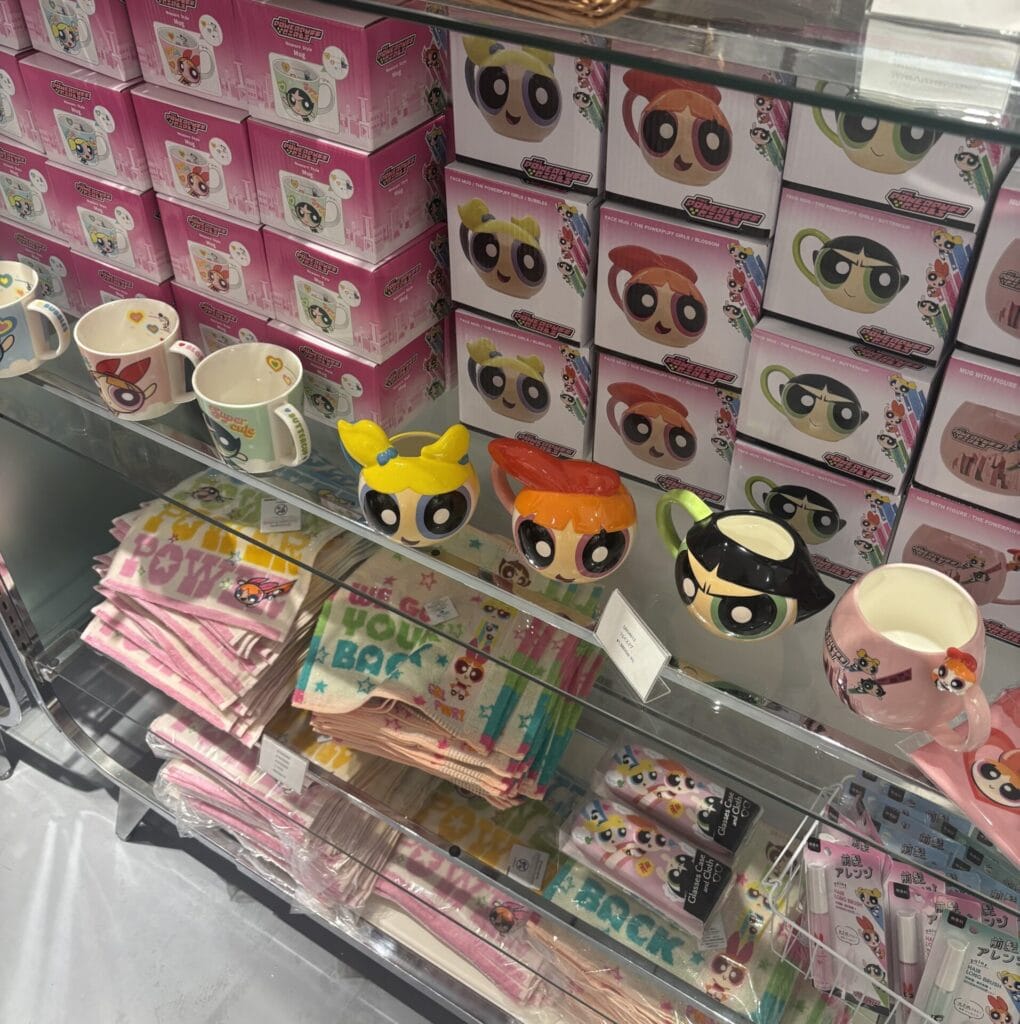 マグカップやタオルなど