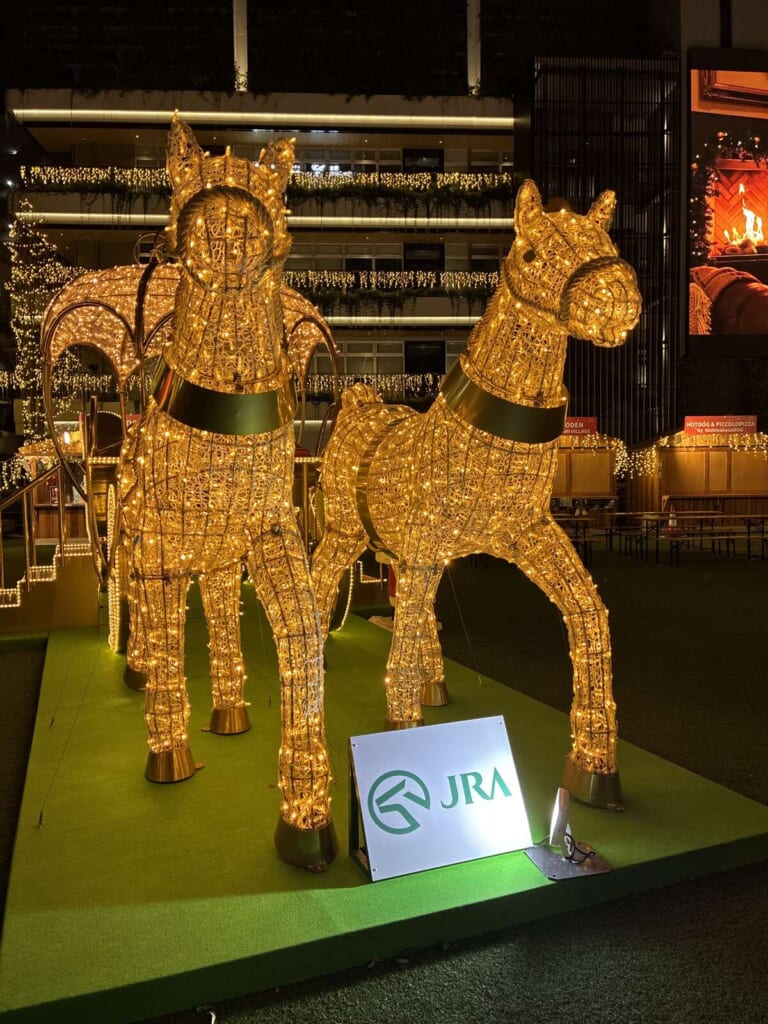 「キラキラな馬車」「インスタ映え」「フォトスポット」