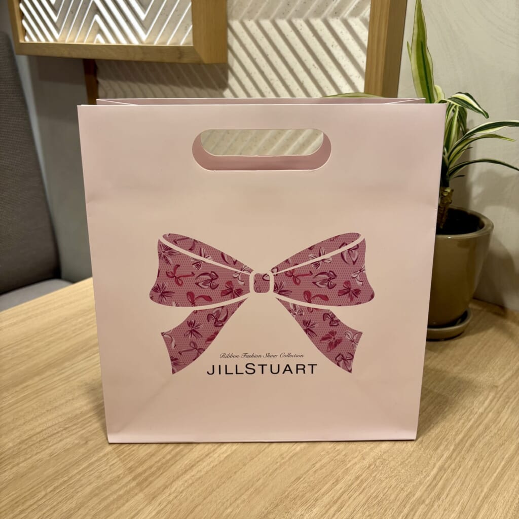 クリスマスコフレの限定ショッパー