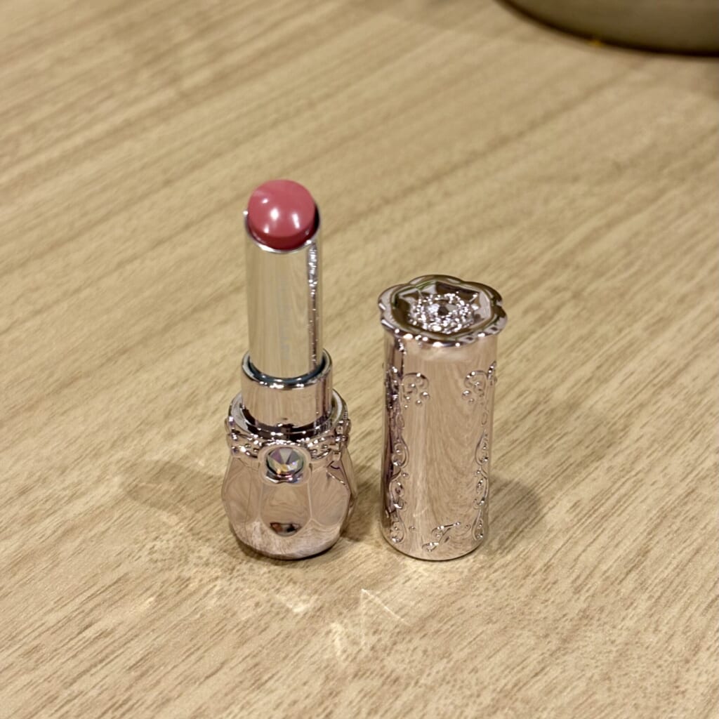 リップブロッサム グロウのリボンファッションショー限定バージョン