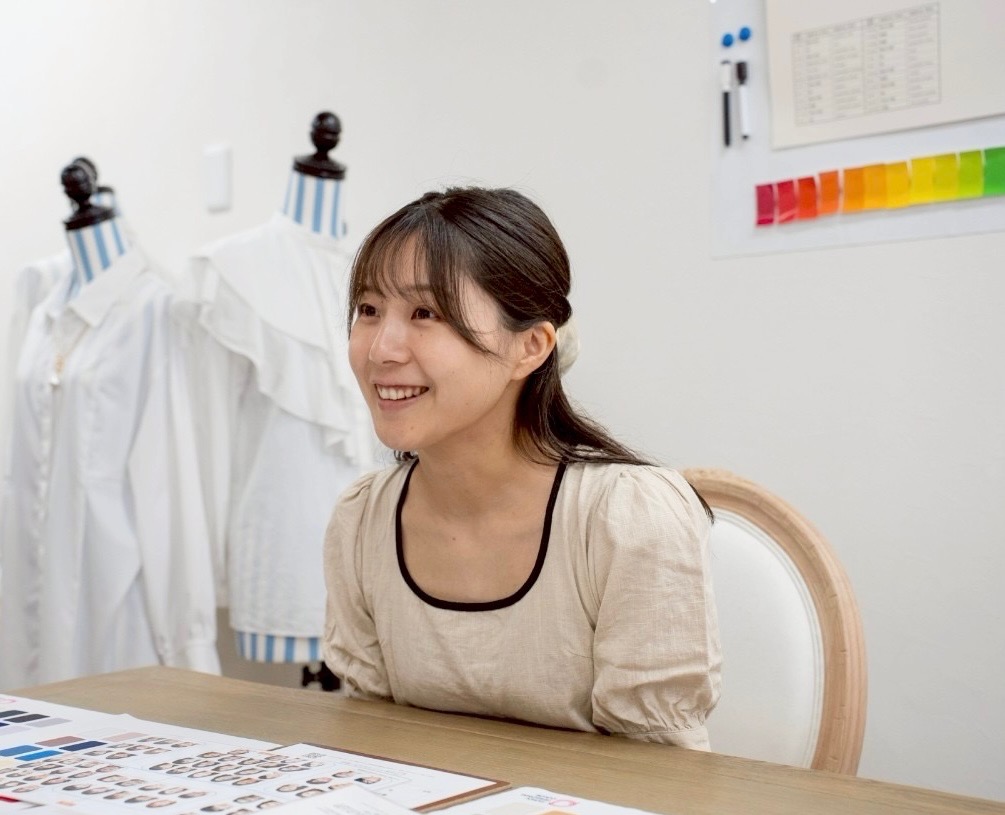 東京 パーソナルカラー診断 サロンドブルーム カウンセリングの様子