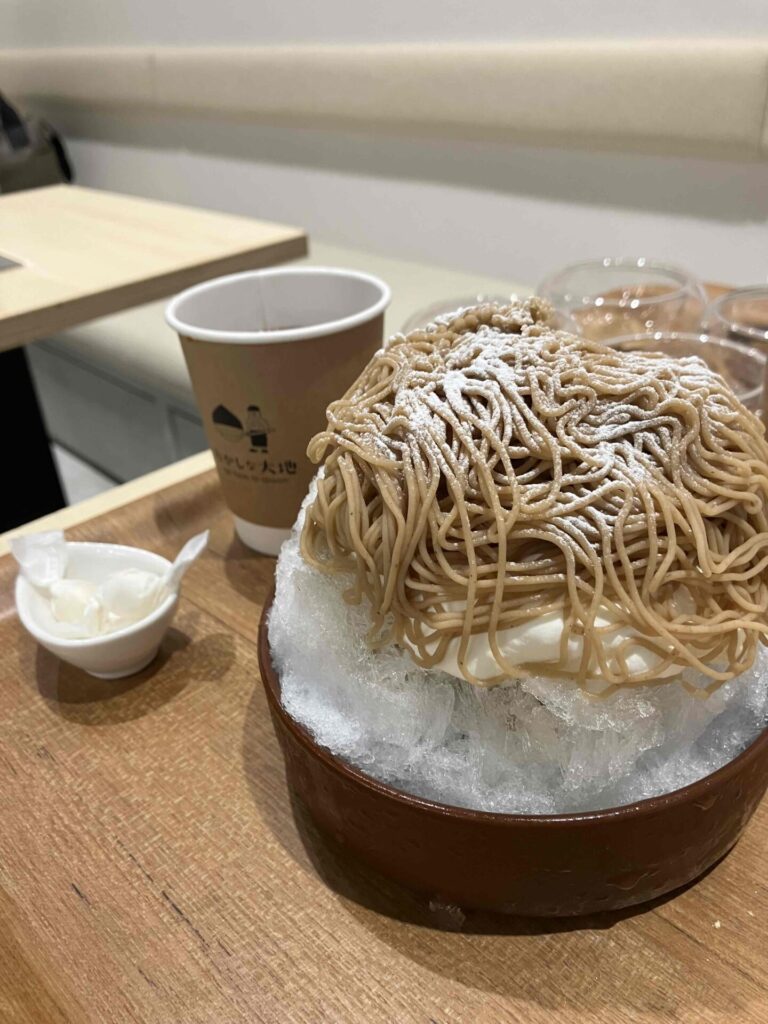 モンブランペーストがたっぷり!