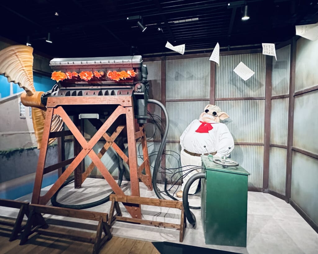 『ジブリパーク』「ジブリの大倉庫」「なりきり名場面展」のリニューアル展示『紅の豚』