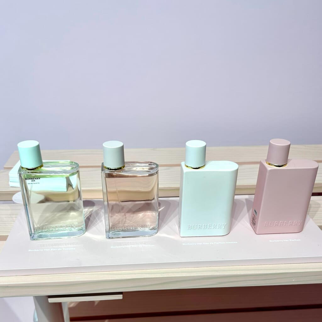 BURBERRY HER コレクション