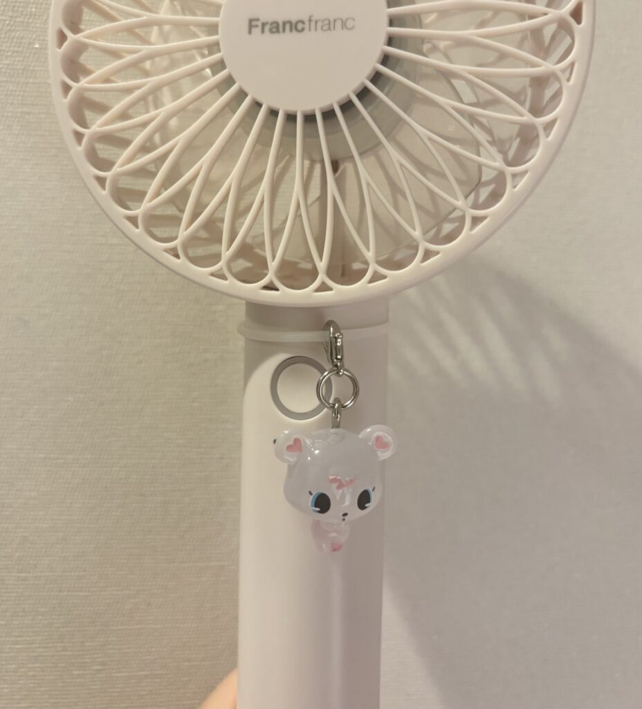 ハンディファンにラブラちゃん