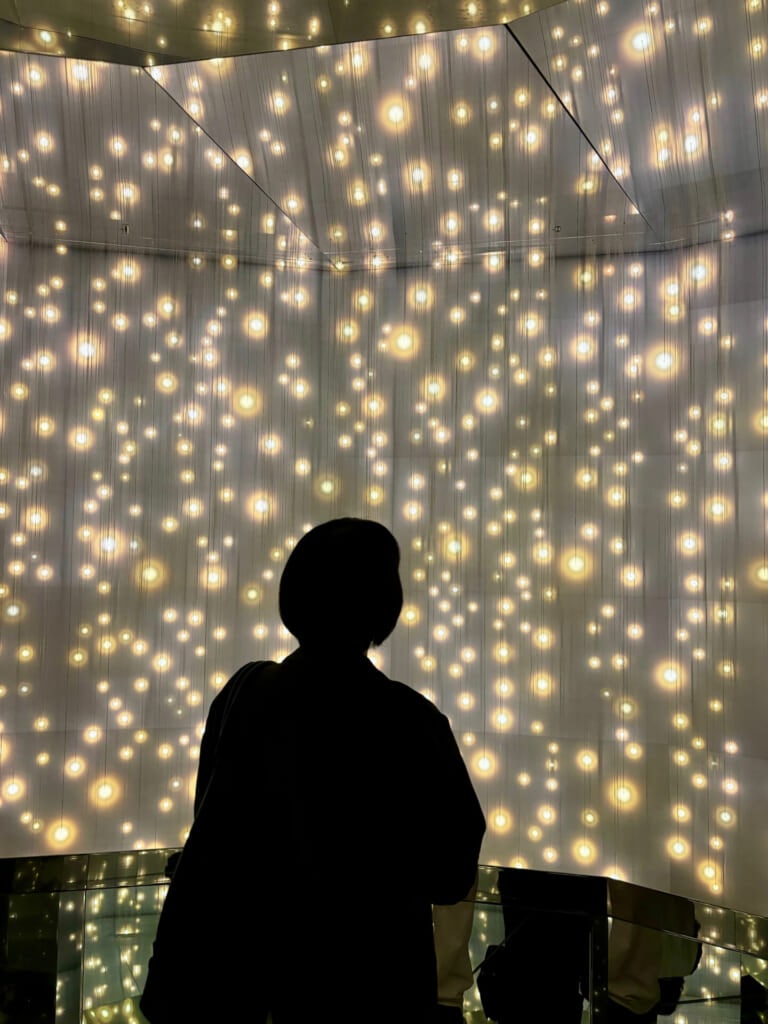 光の球体エリア