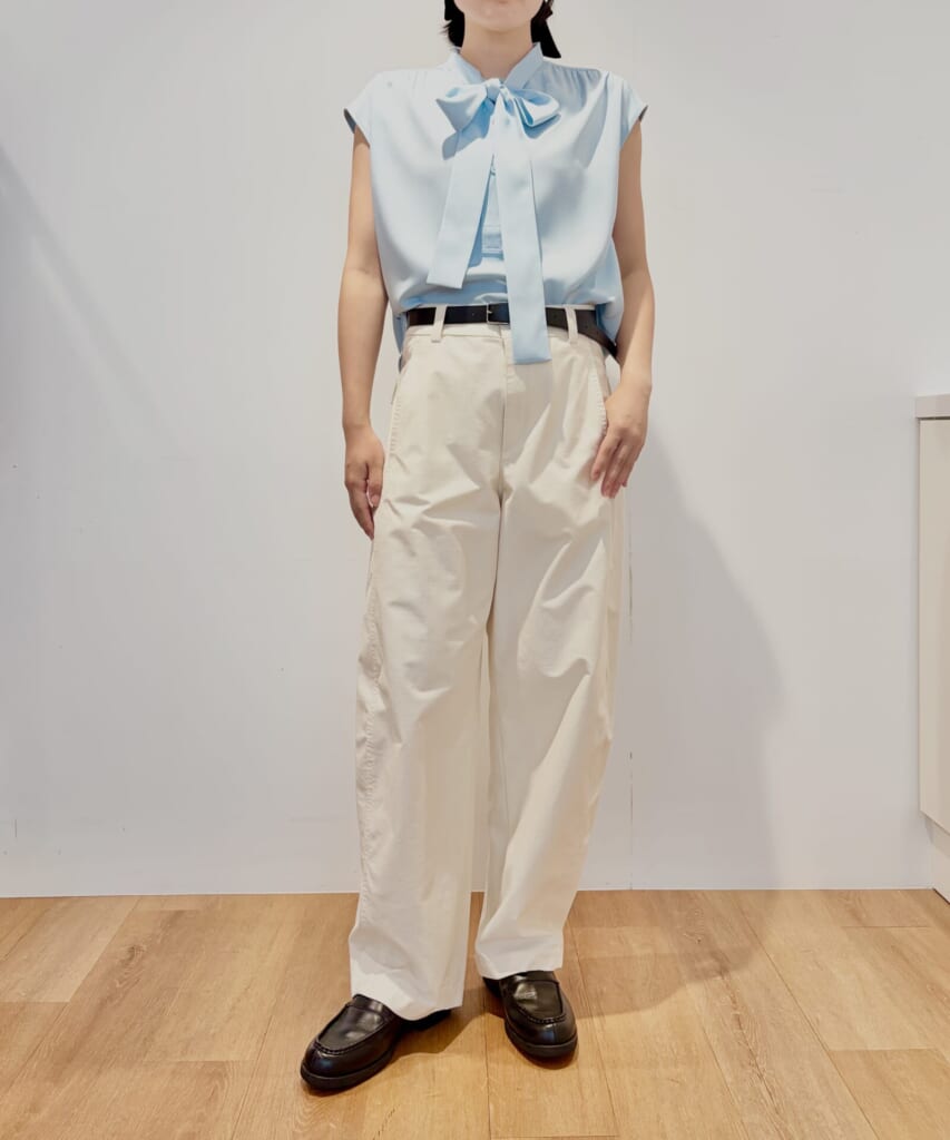 UNIQLOF.RISSO　ボウタイブラウス　試着