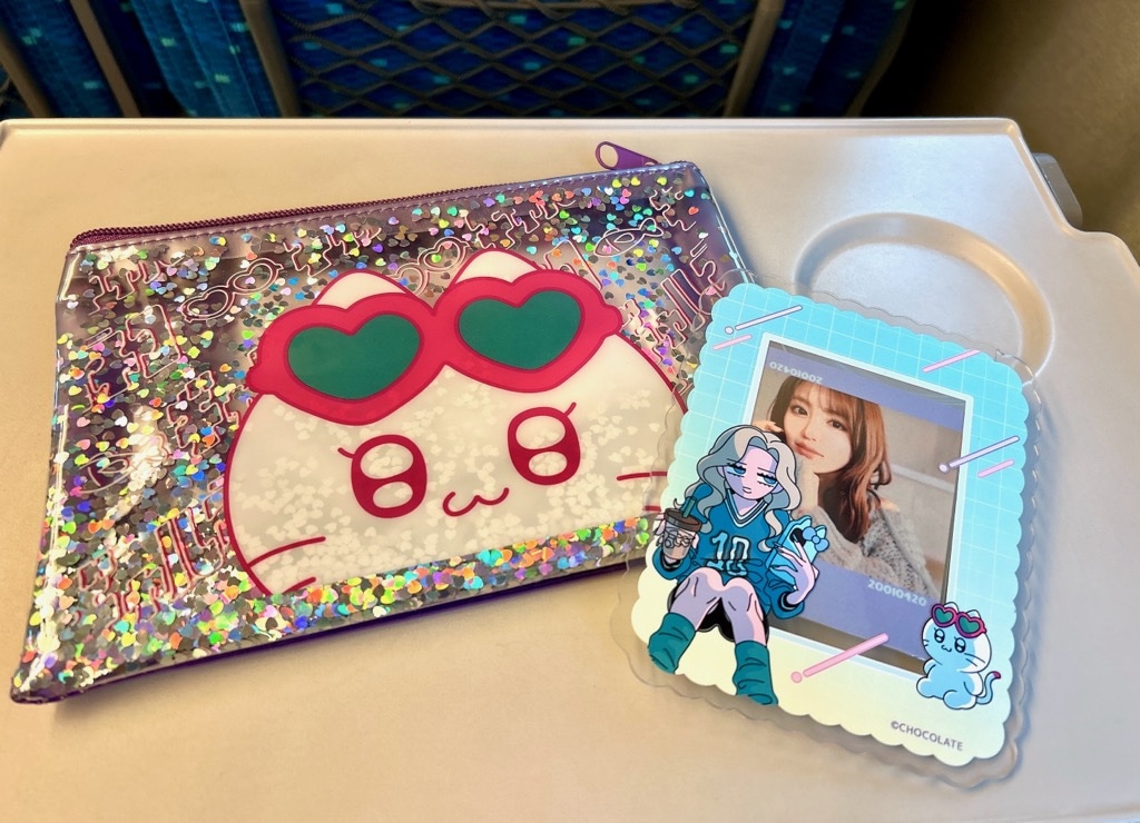 ギャルネコ ラメポーチとカードケース