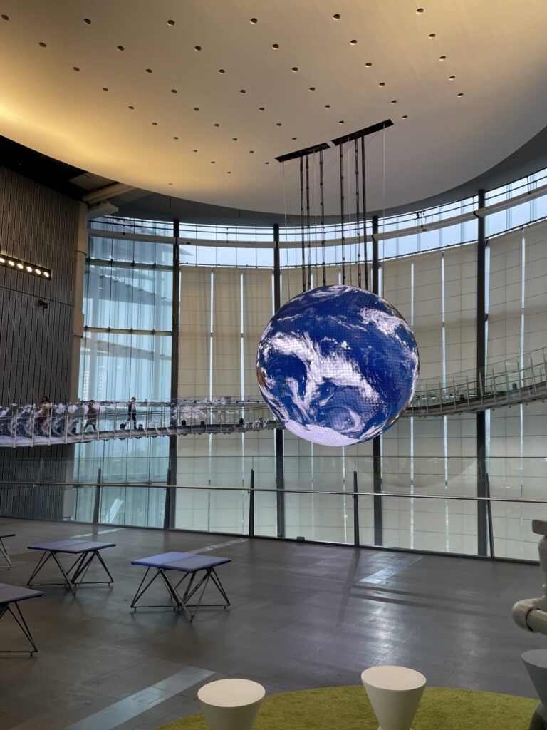 日本科学未来館 ジオ・コスモス