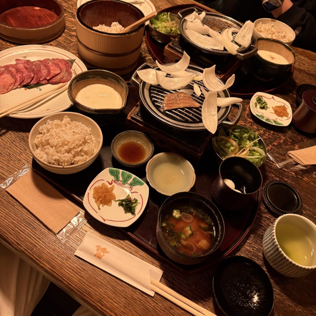 箱根　温泉　山法師　牛タン