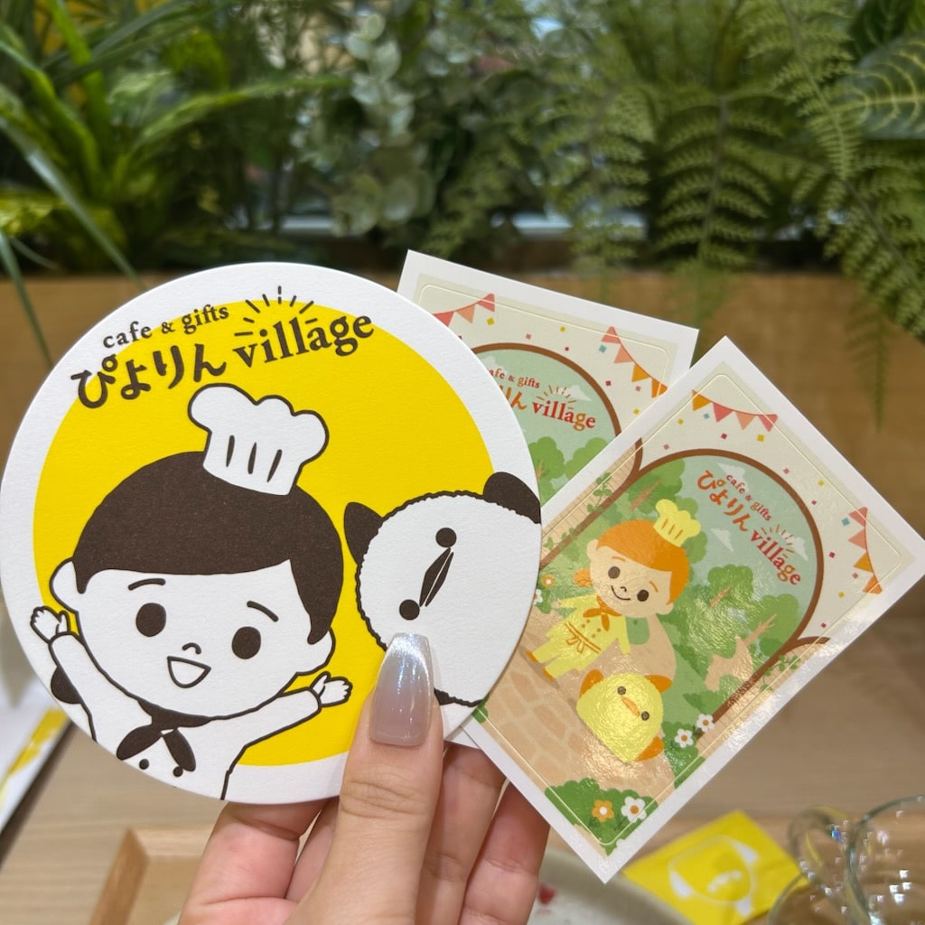 ぴよりんビレッジ　オリジナルステッカー