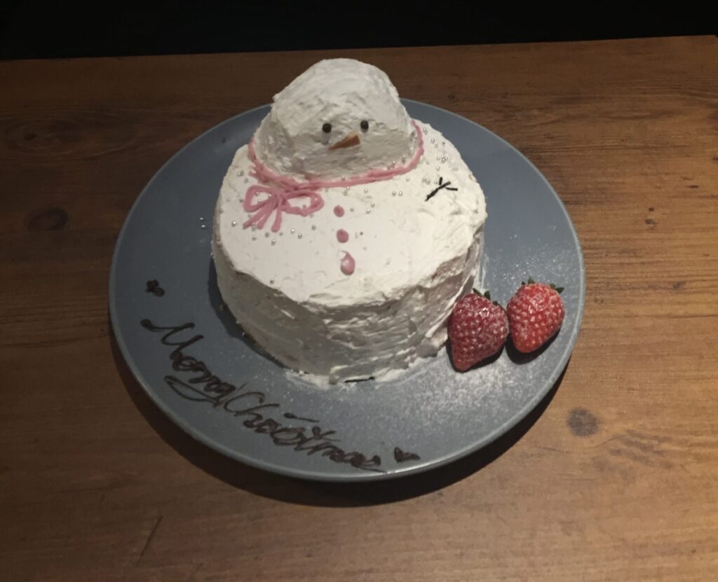 手作り雪だるまケーキ クリスマスケーキ