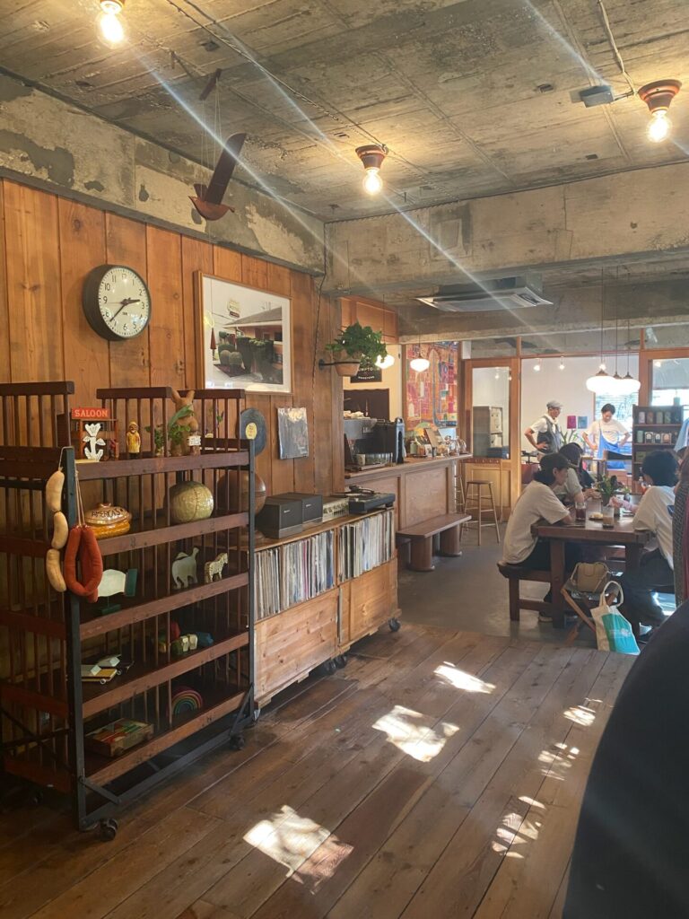 PADDLERS COFFEEの店内