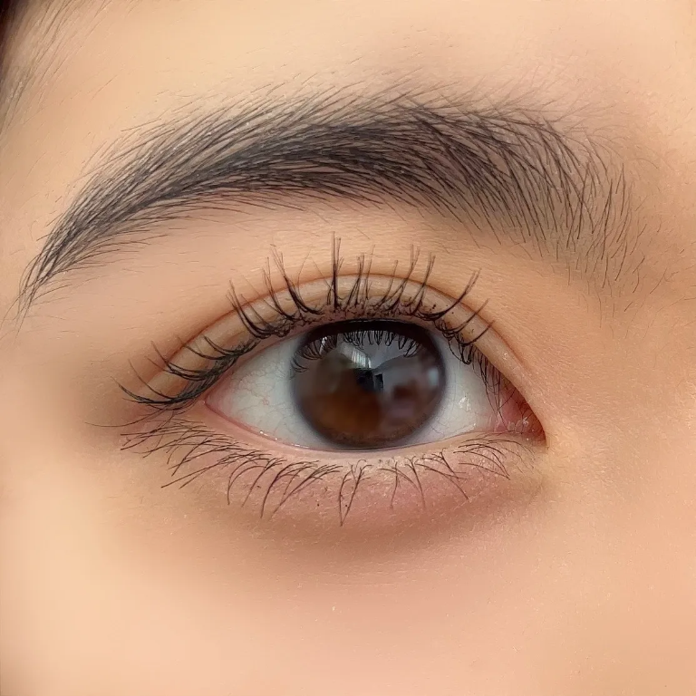 デジャヴュ フォルミングラッシュ 塗布後 まつげ