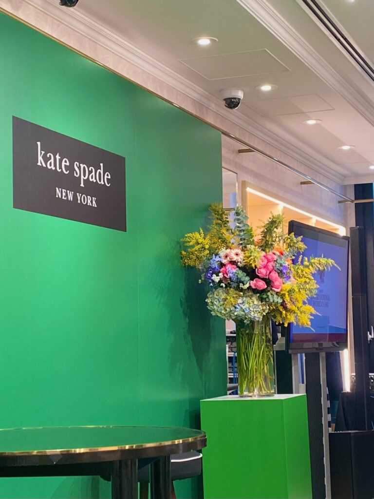 Kate Spade New York 主催の国際女性デーイベントの会場。