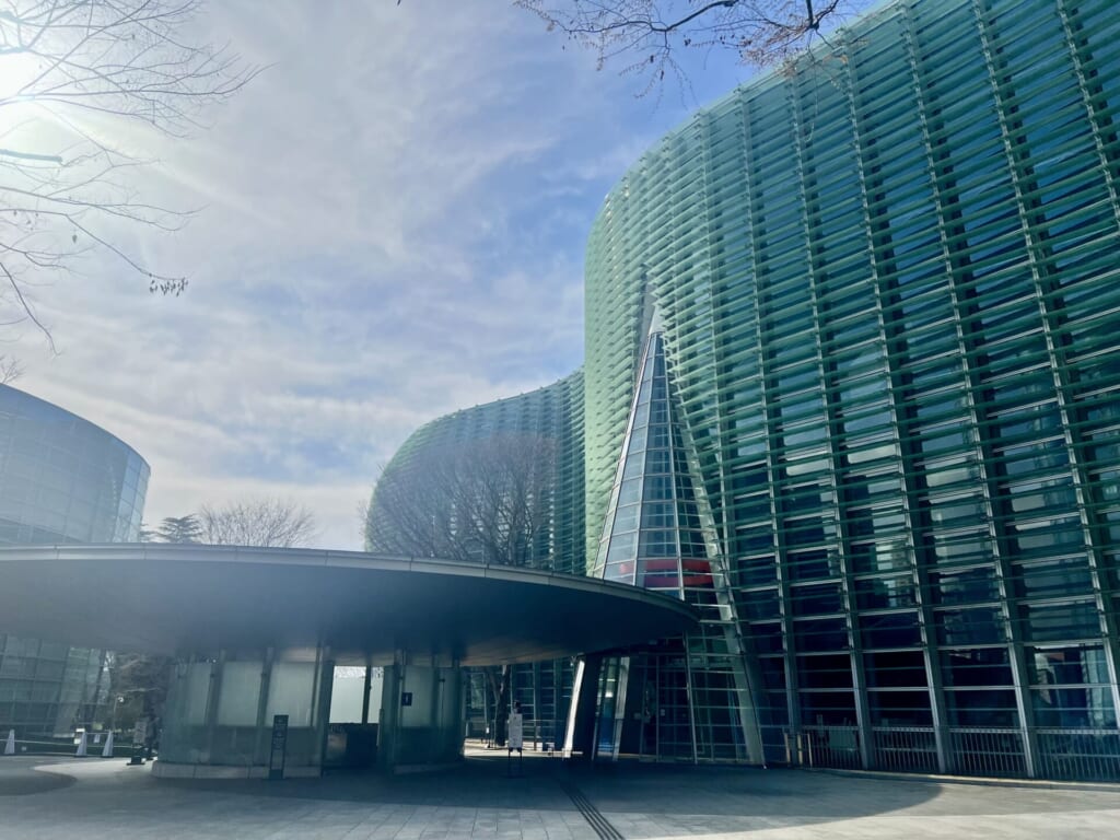 国立新美術館外観
