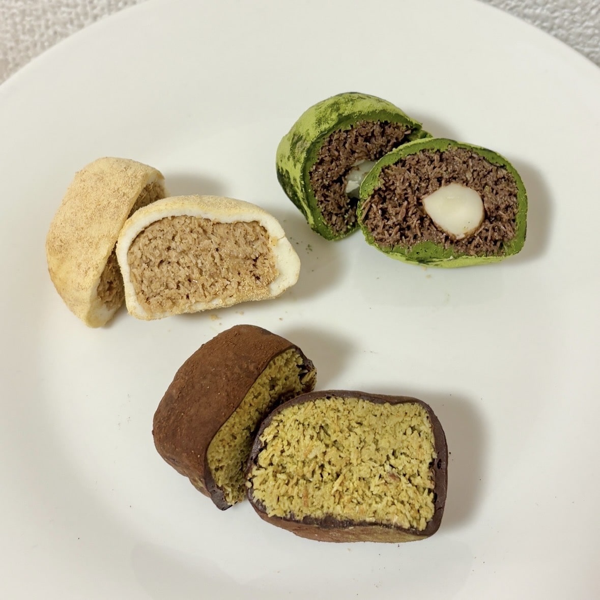 HELLO! DONUTSのドバイもちクッキー 断面