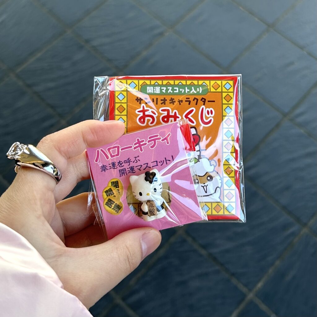 日枝大神社　サンリオ
