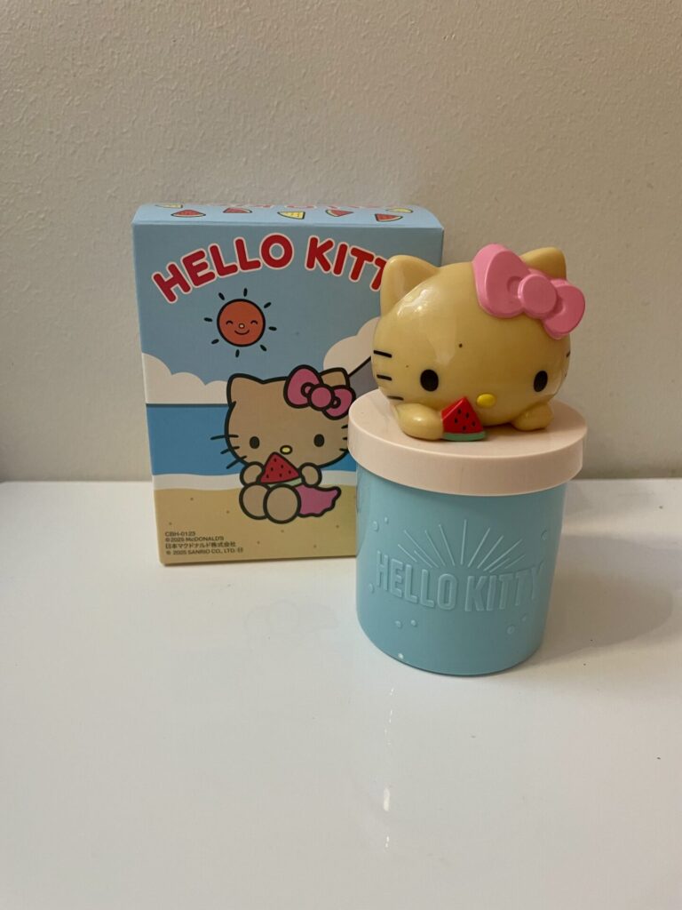 ハッピーセットハローキティのサマードリンクカップ