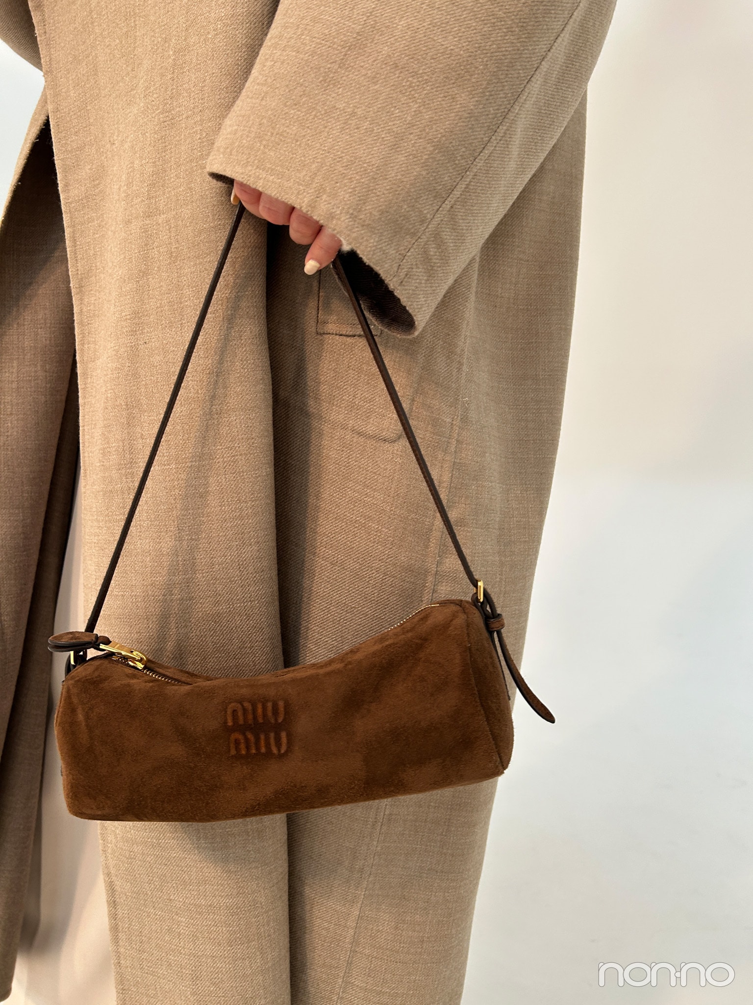 ノンノモデルの冬私服2026久間田琳加のバッグ