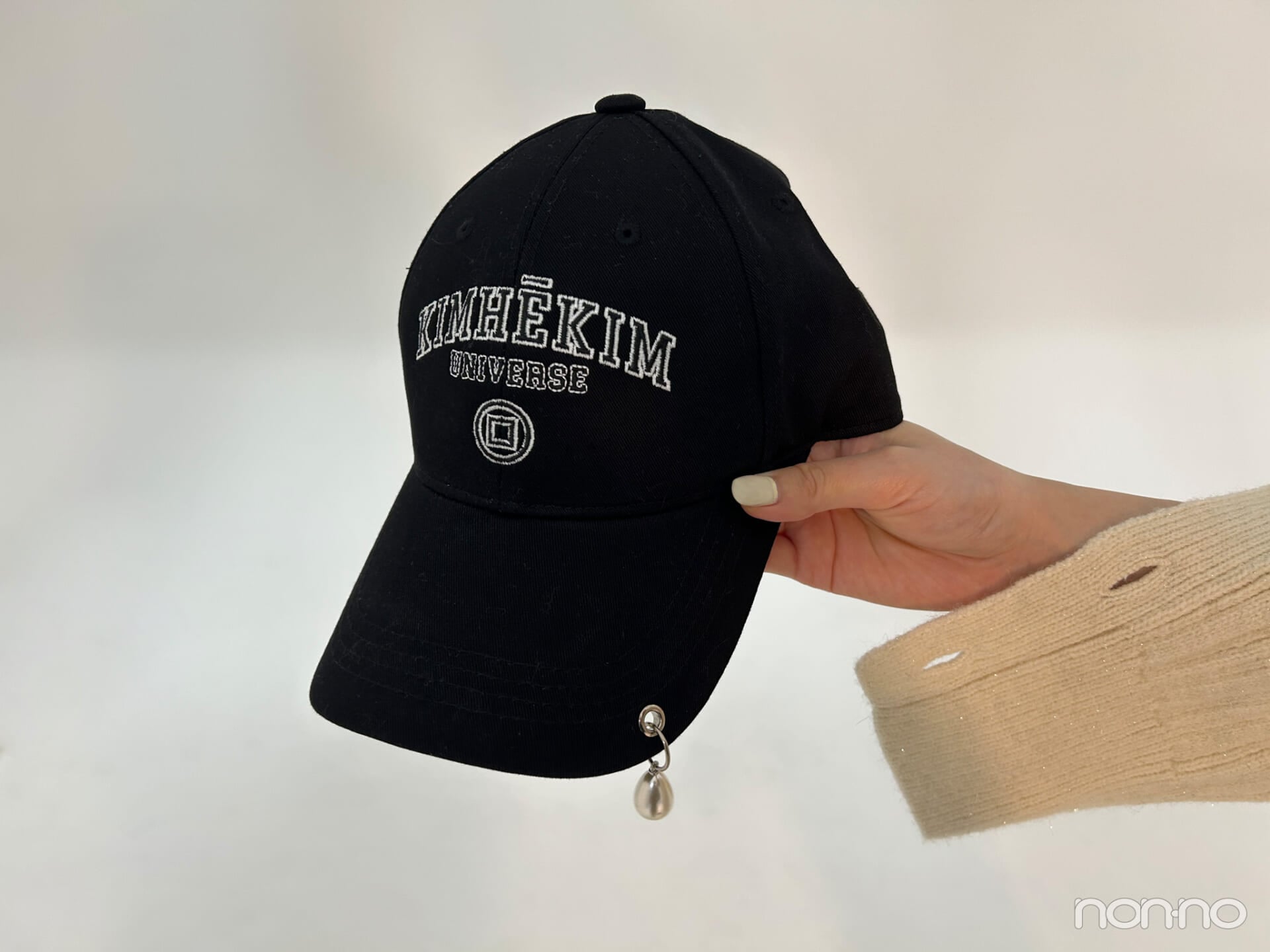 ノンノモデルの冬私服2026久間田琳加の最近の購入品のキャップ