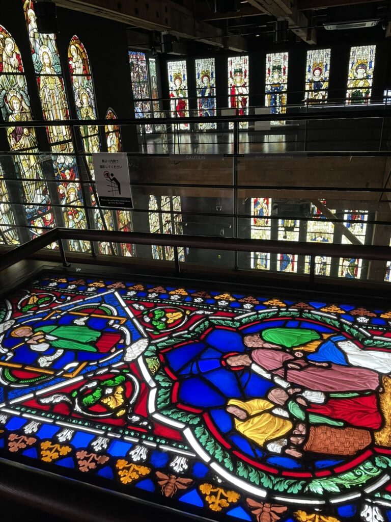 ステンドグラス美術館