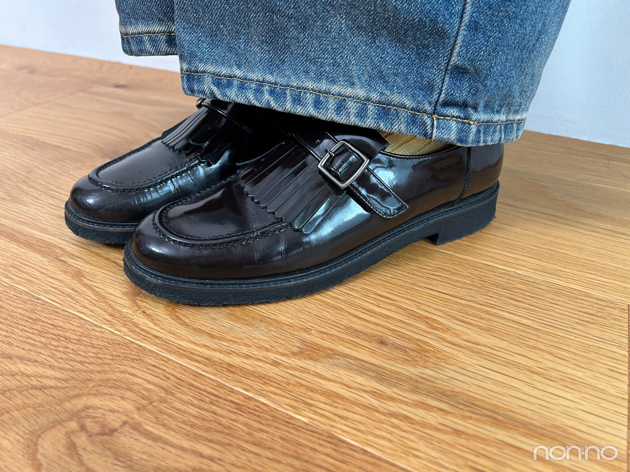 ノンノモデルの冬私服2026の小坂菜緒の靴