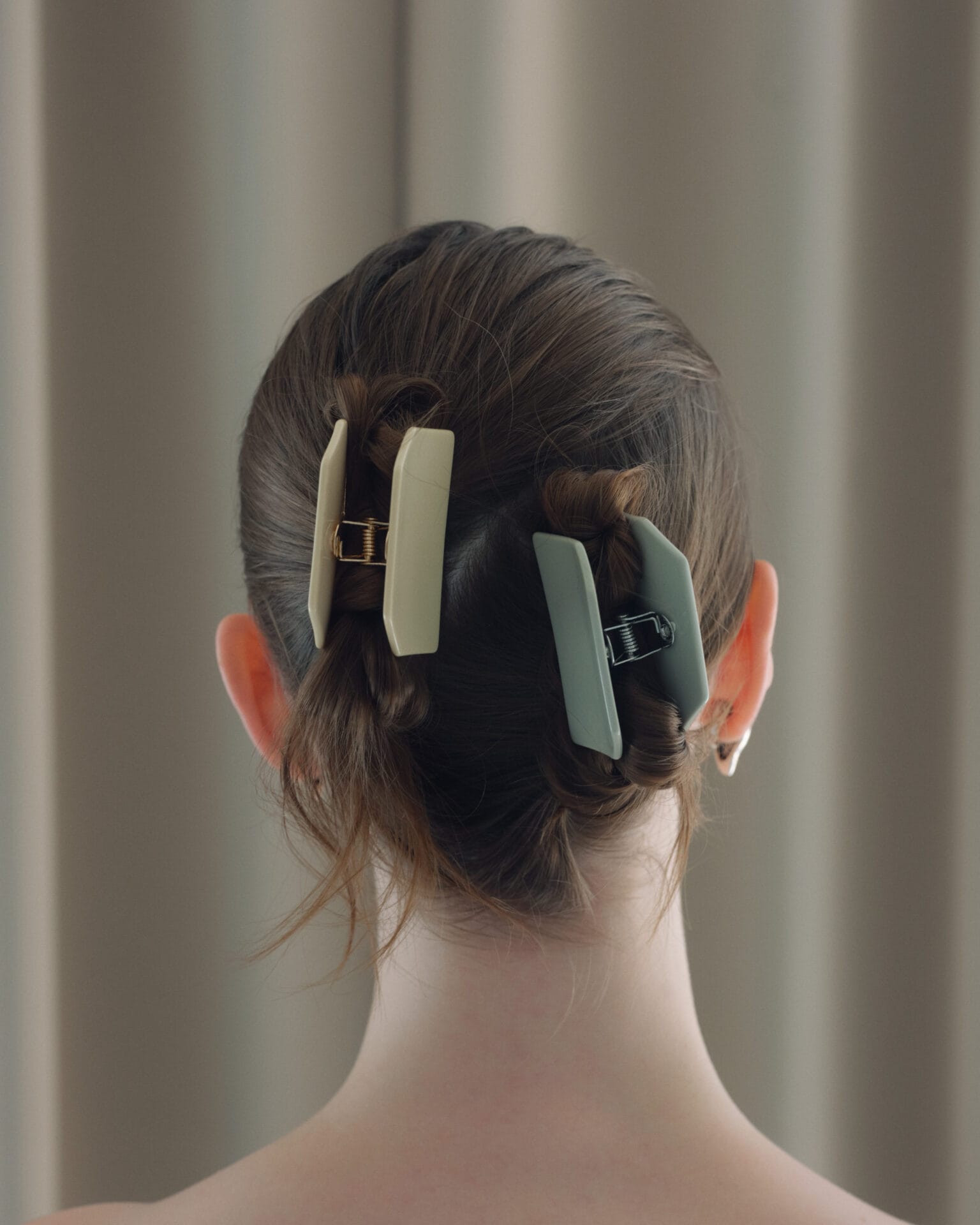 NNのバンスクリップ×フリンジチャームの着用画像2