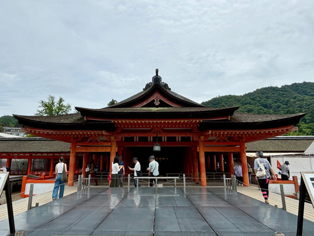 厳島神社　本殿　宮島