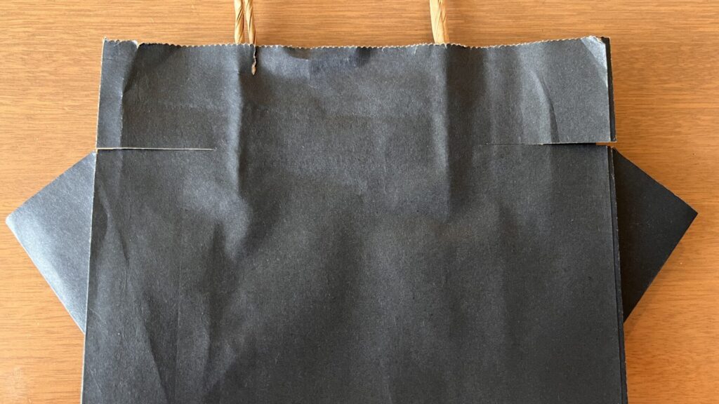 袋の側面を引き出した画像(手順3)