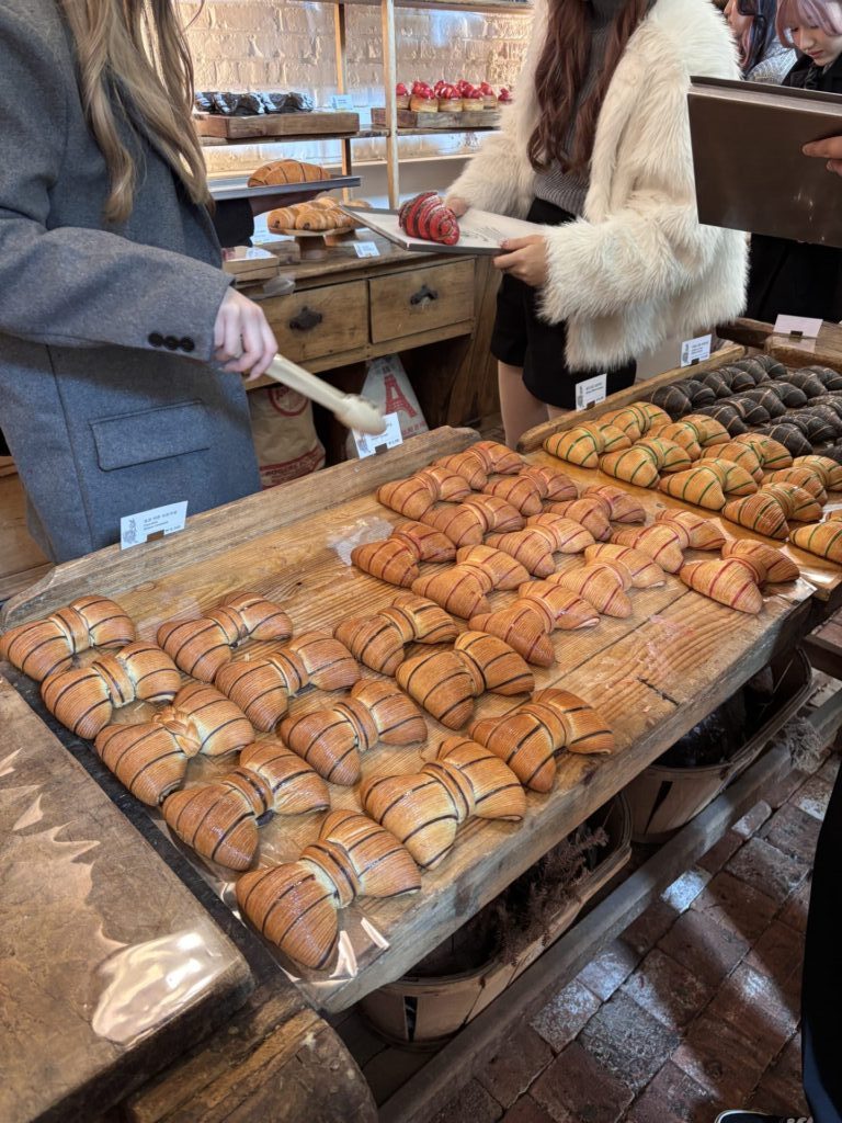 大学生エディターズ 狎鴎亭おすすめグルメ 「Panier de M.mooni」のリボンパン