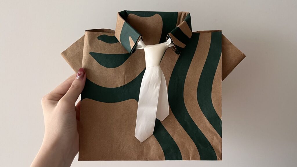 リボンをネクタイ結びした画像(手順7)