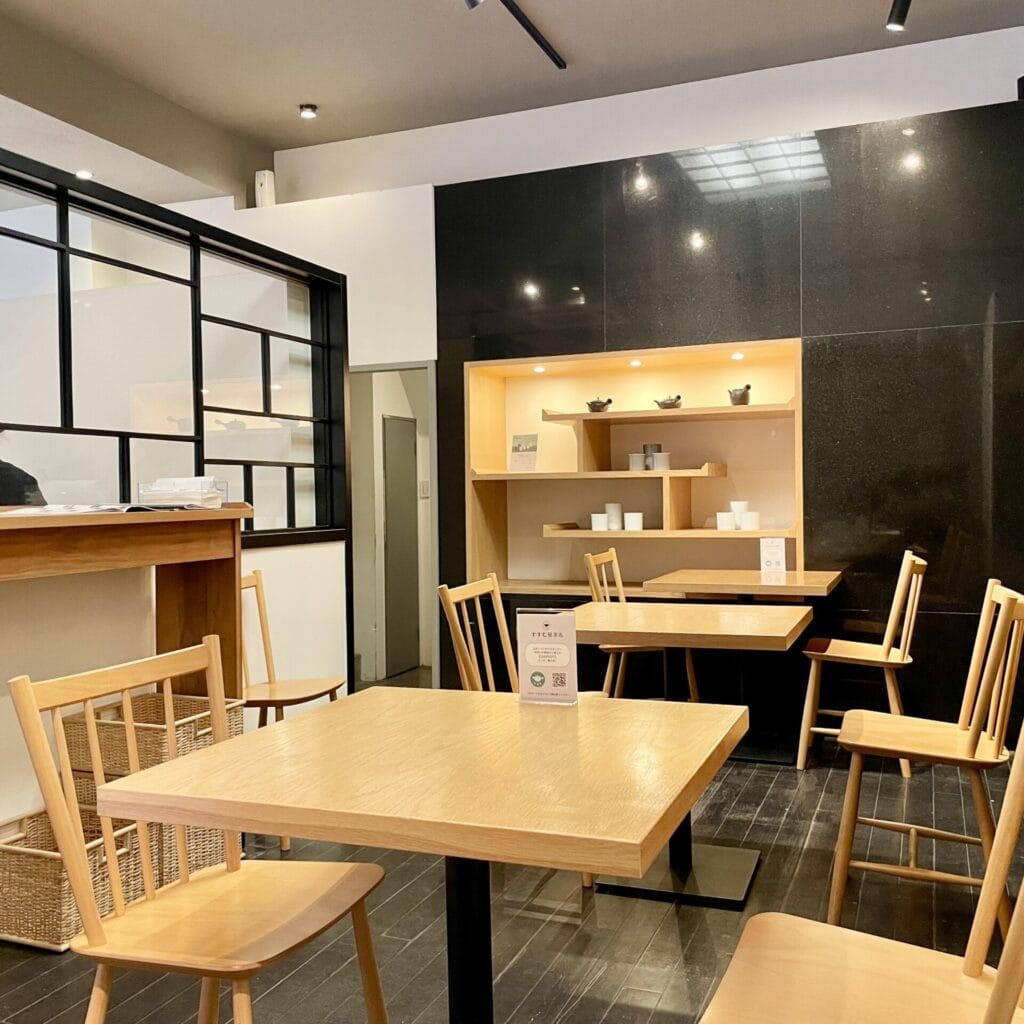 すsむ屋茶店 店内 鹿児島 カフェ
