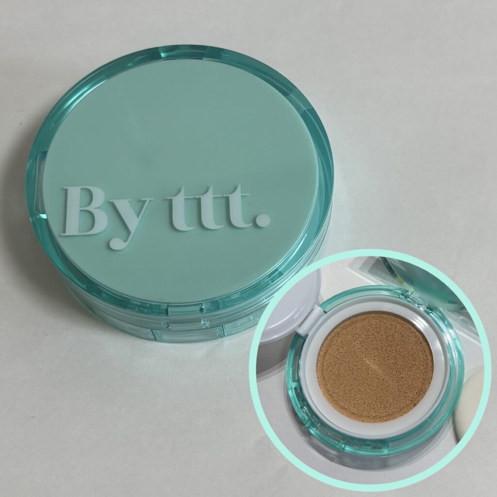 バイティースリーのクッションファンデ「CLEAR DAILY CUSHION」大学生エディターズ No.318 えんぴつの写真