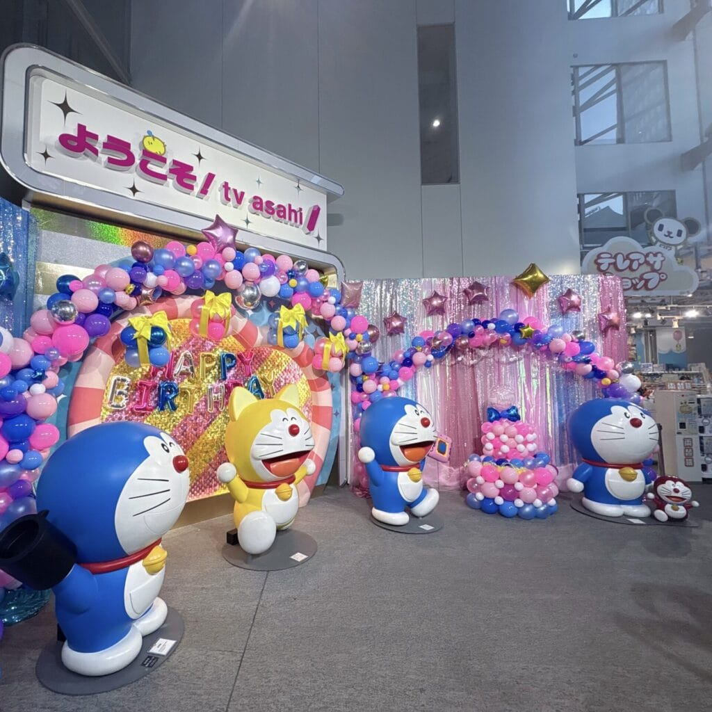 入ってすぐのところには、ドラえもんたちが!