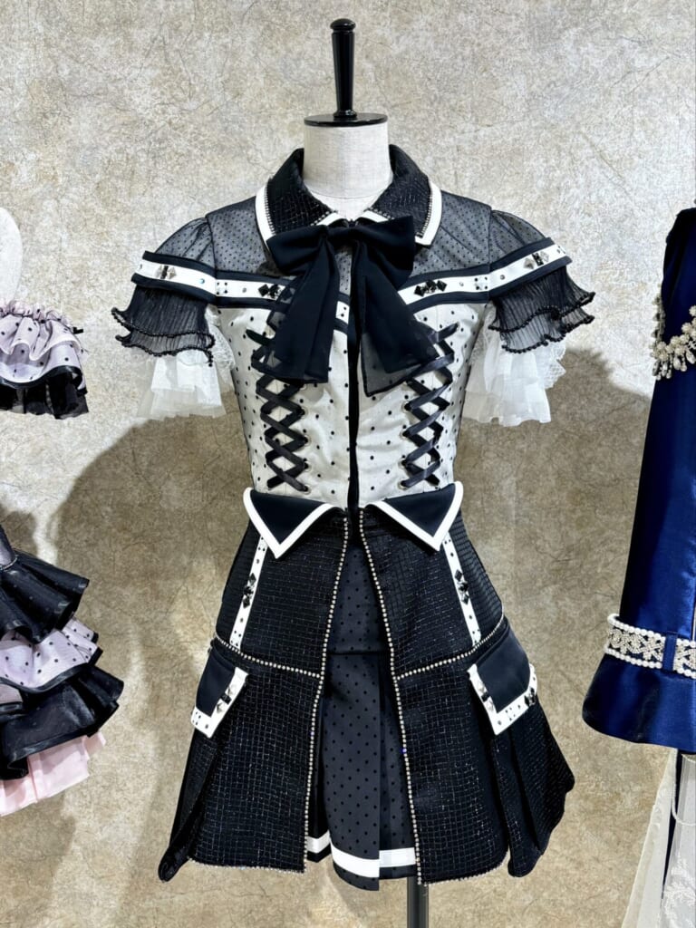 柏木由紀卒業コンサートの「Teacher Teacher」の衣装