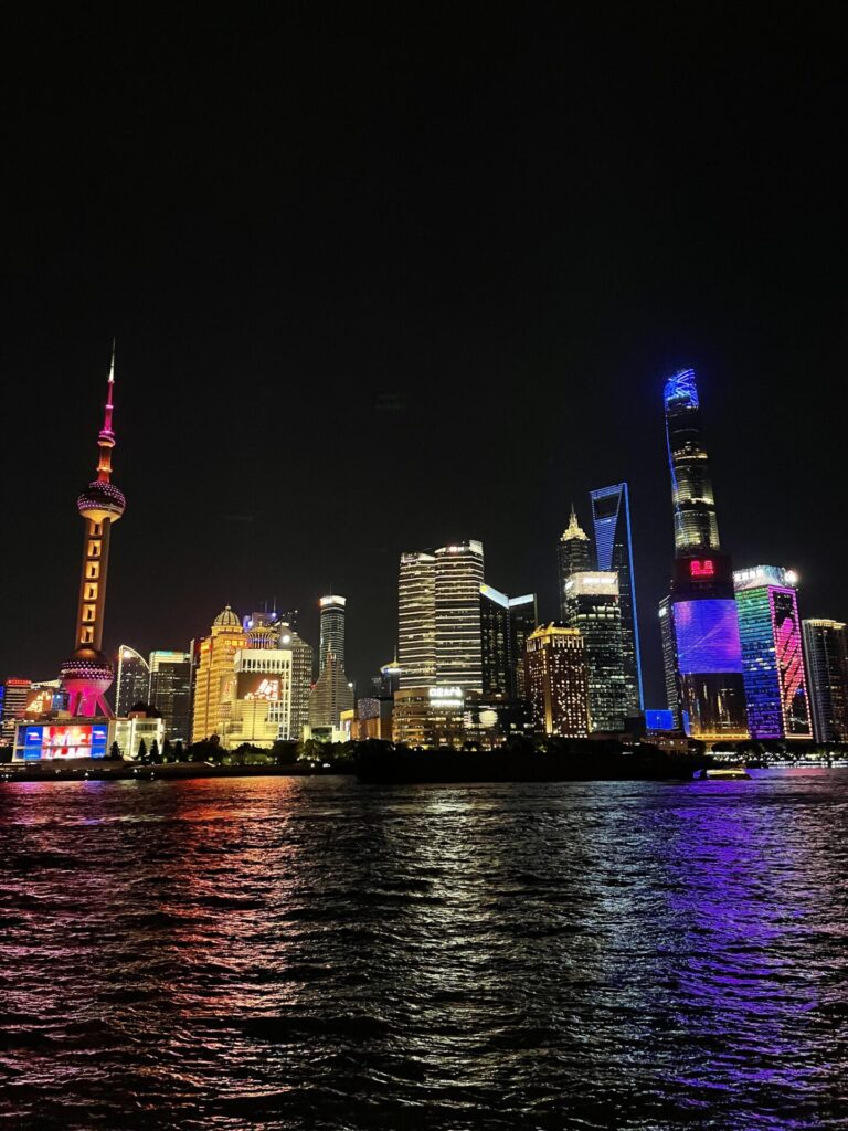 外灘　夜景　黄浦江　上海タワー