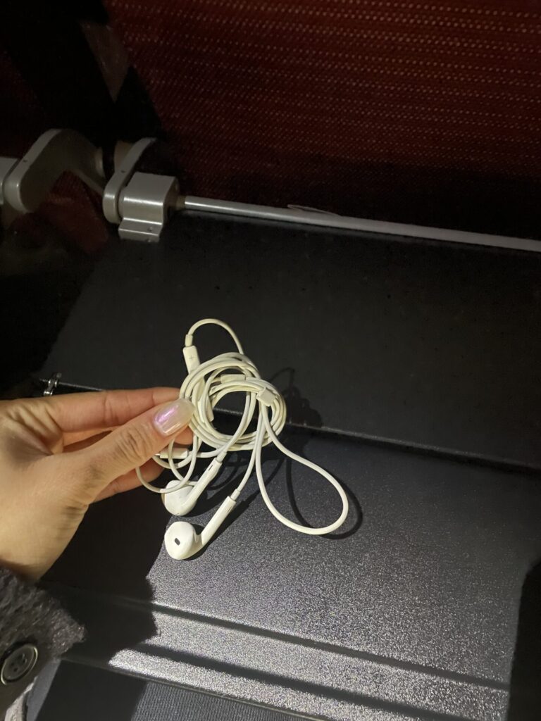 有線イヤフォン