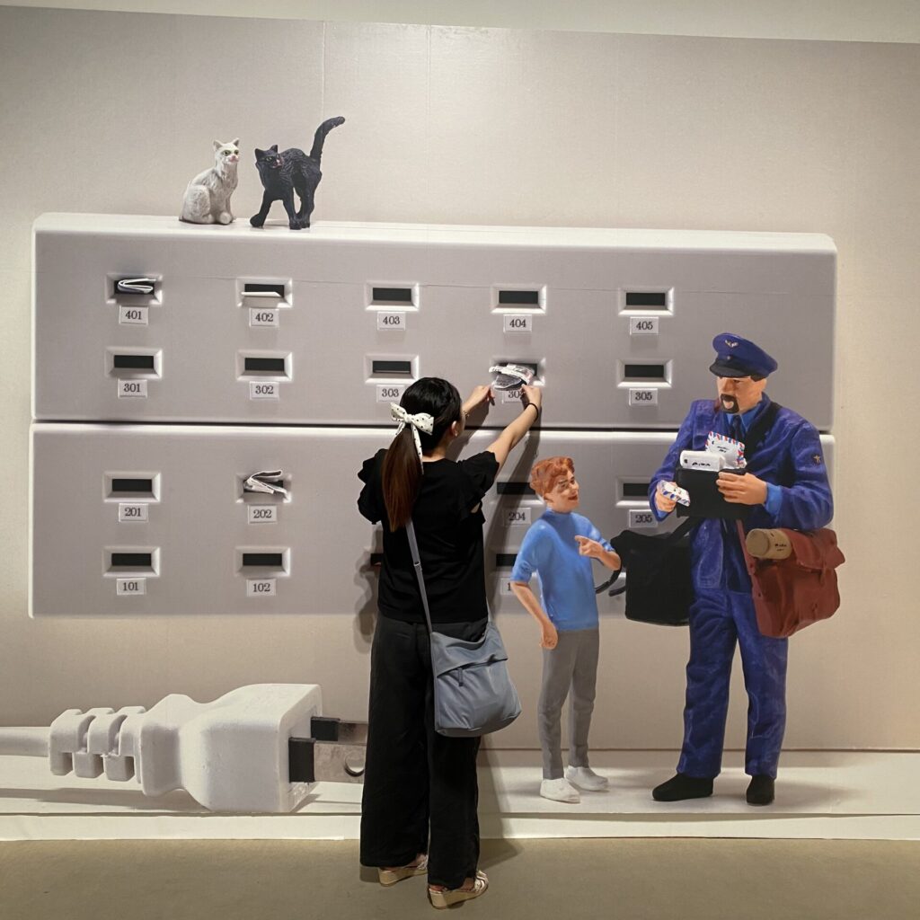 ポストとコンセント