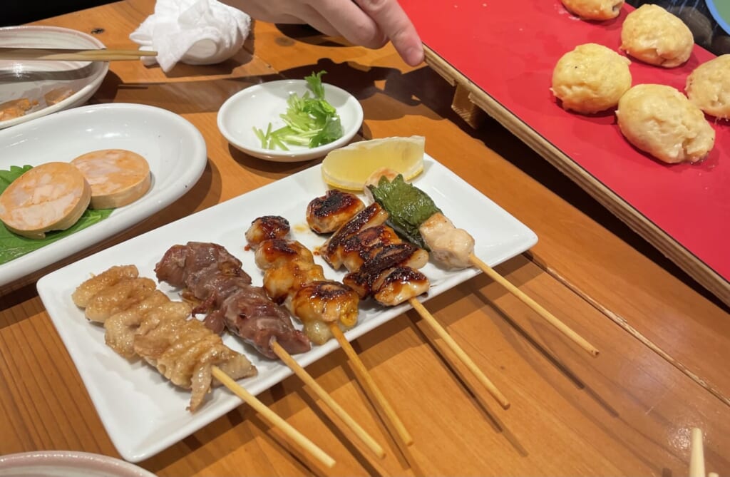 ひょうご五国ワールド　神戸三宮横丁　焼き鳥盛り
