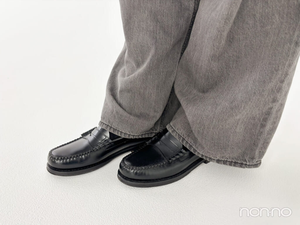 紺野彩夏の私物ローファー