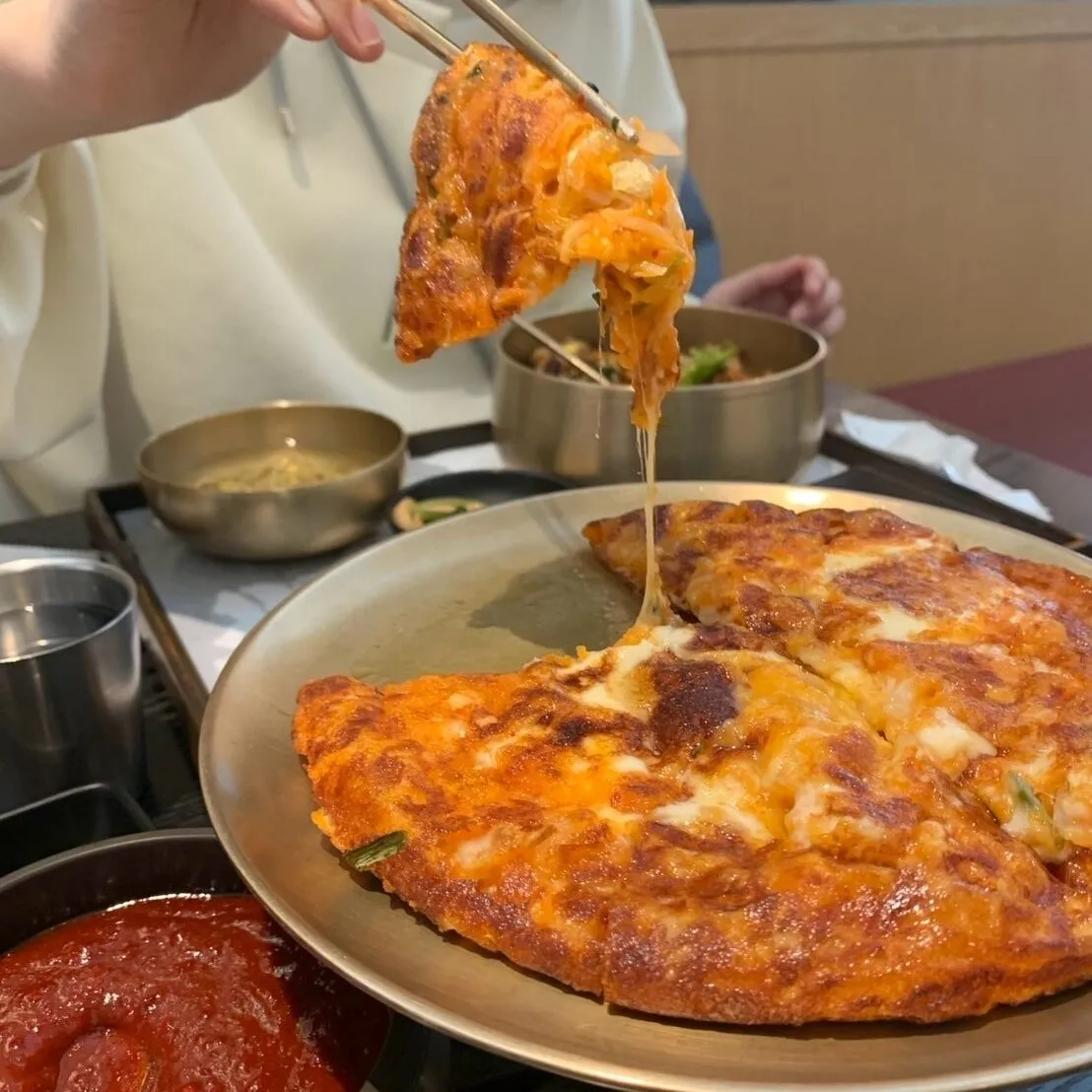 大学生エディターズ 明洞おすすめグルメ 「木覓山房 本店」のビビンパやチーズチヂミ