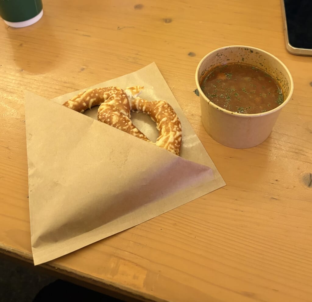 プレッツェルとミネストローネ