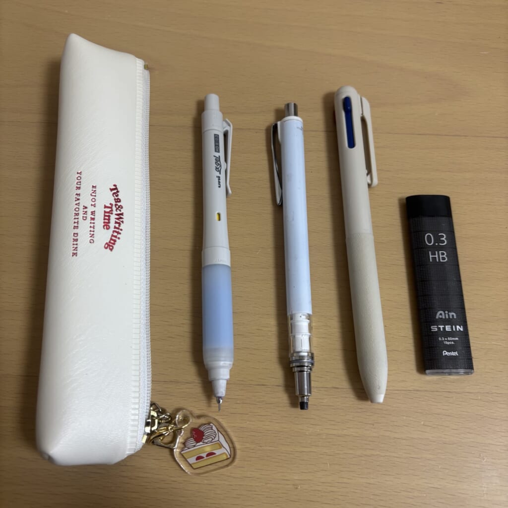 ペンケース中身