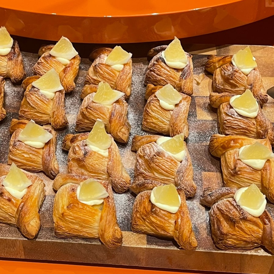 季節のデニッシュ