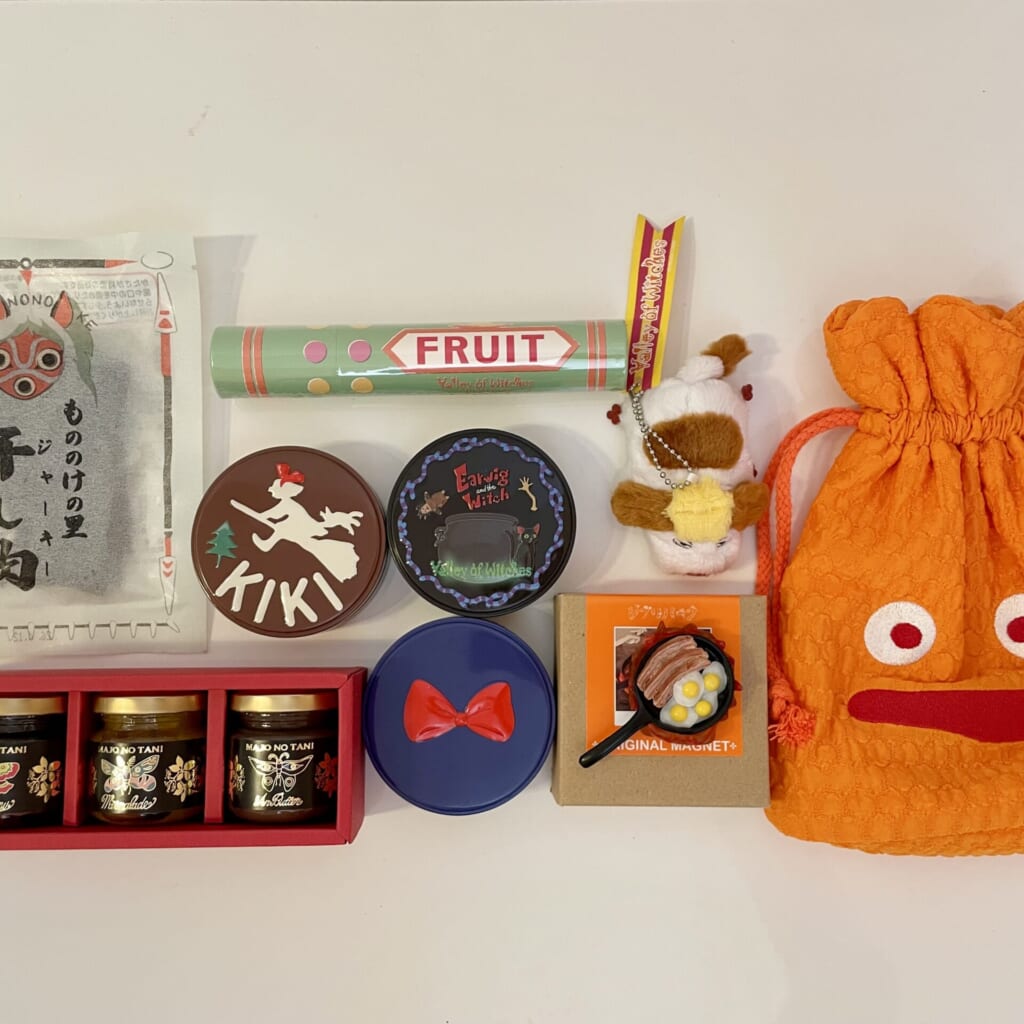 ジブリパークお土産が9点並んでいる