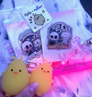 ラブブ　ステッカー