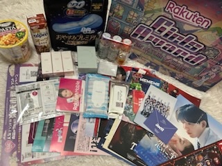 ガルアワ　お土産袋の中身