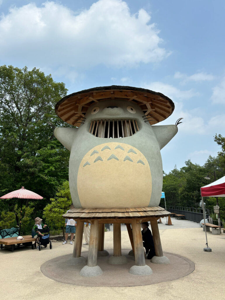 どんどこ堂にあるトトロ