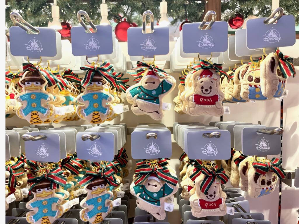 クッキー風ぬいぐるみキーホルダー　ベイマックス　プーさん　スティッチ